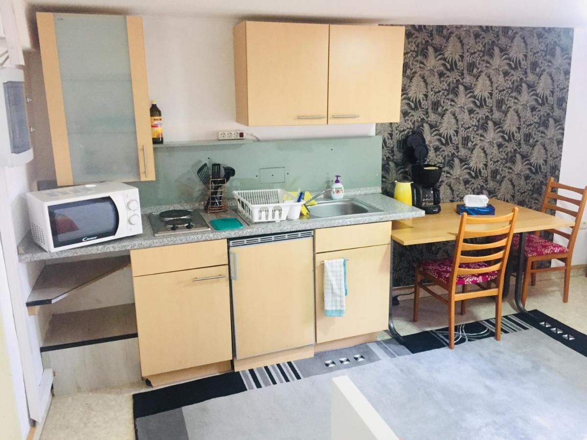 Monteurwohnung, 2 Zimmer, Kueche,Bad Staufenberg  Buitenkant foto